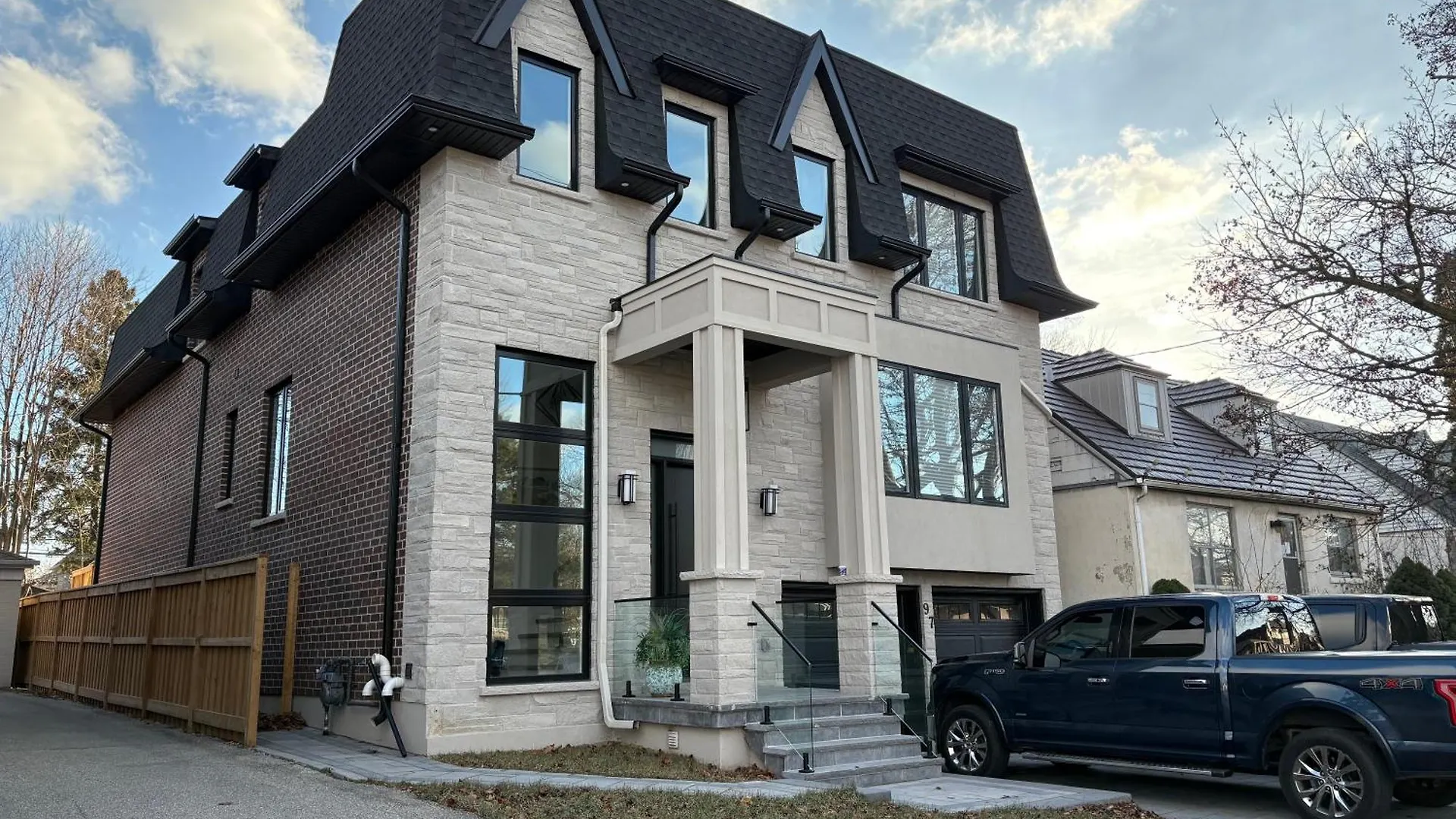 Luxurious New Lawrence Manor 6-Bedroom Home contacts