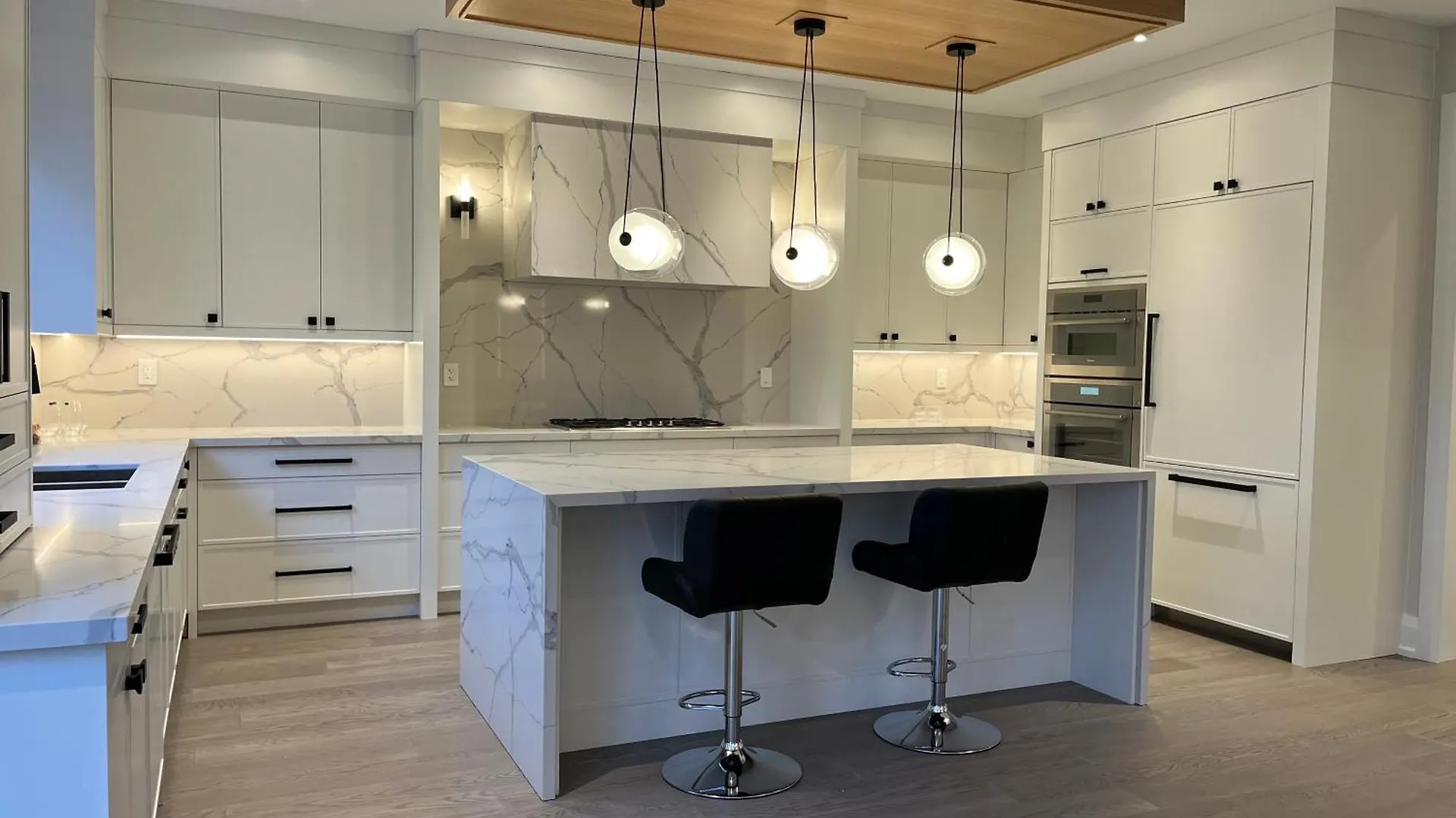 Luxurious New Lawrence Manor 6-Bedroom Home Toronto Holiday home