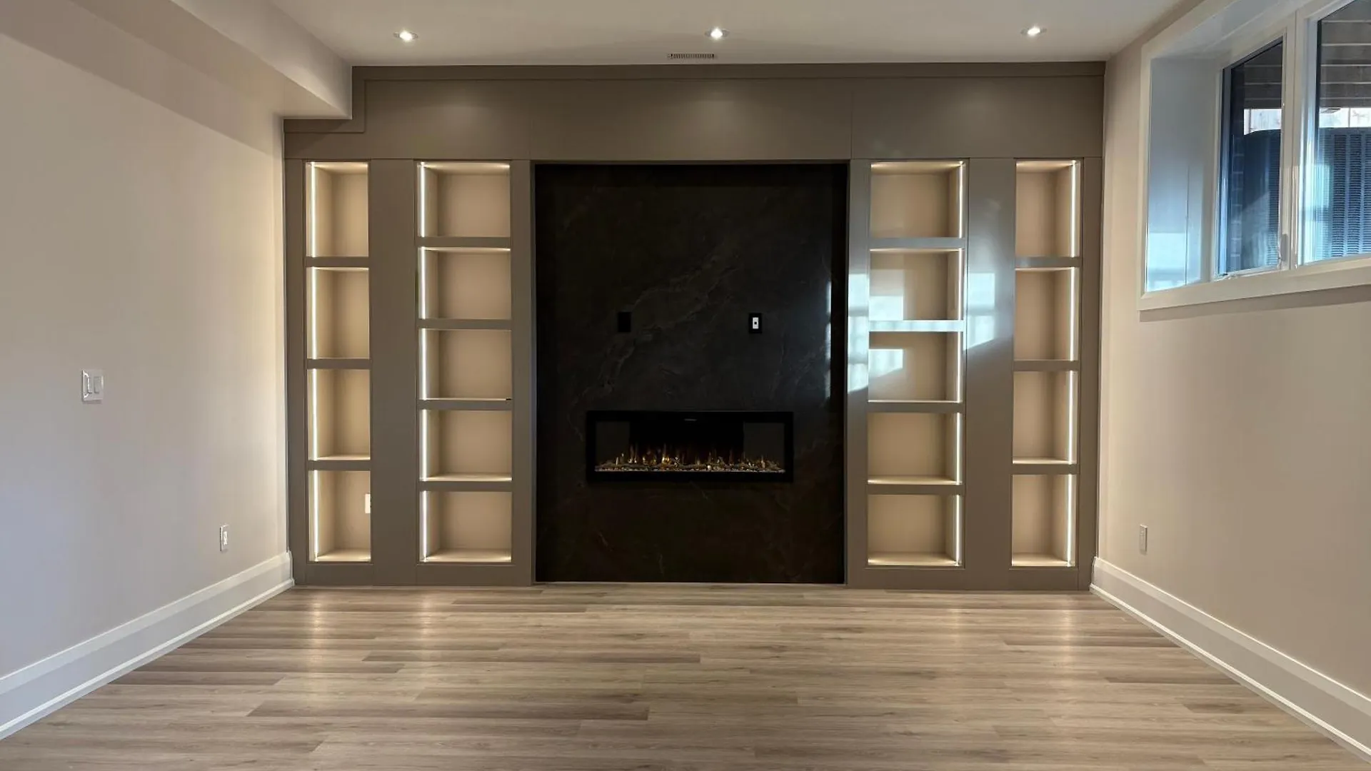 Luxurious New Lawrence Manor 6-Bedroom Home Toronto